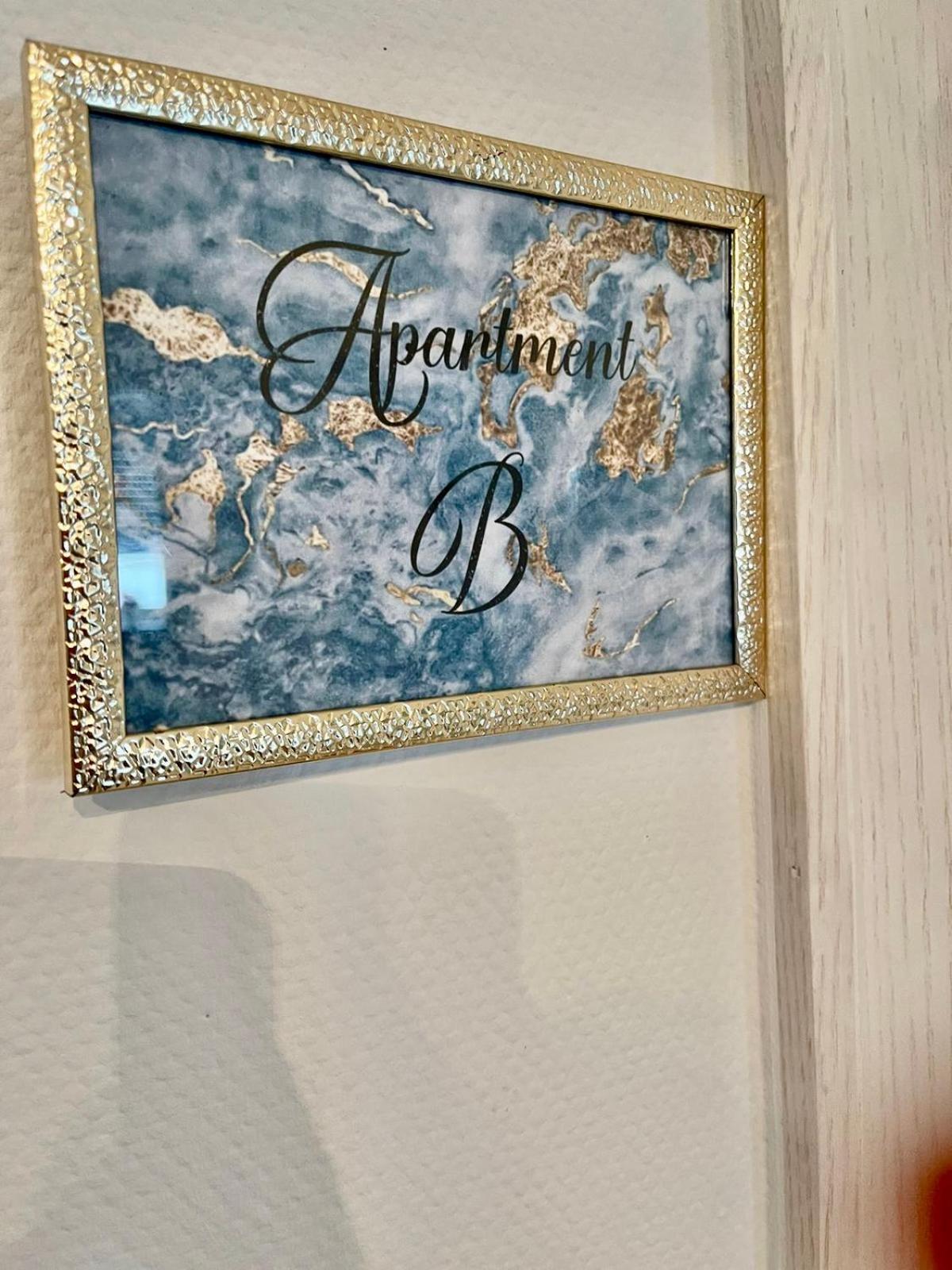 Kobyhome Apartament *